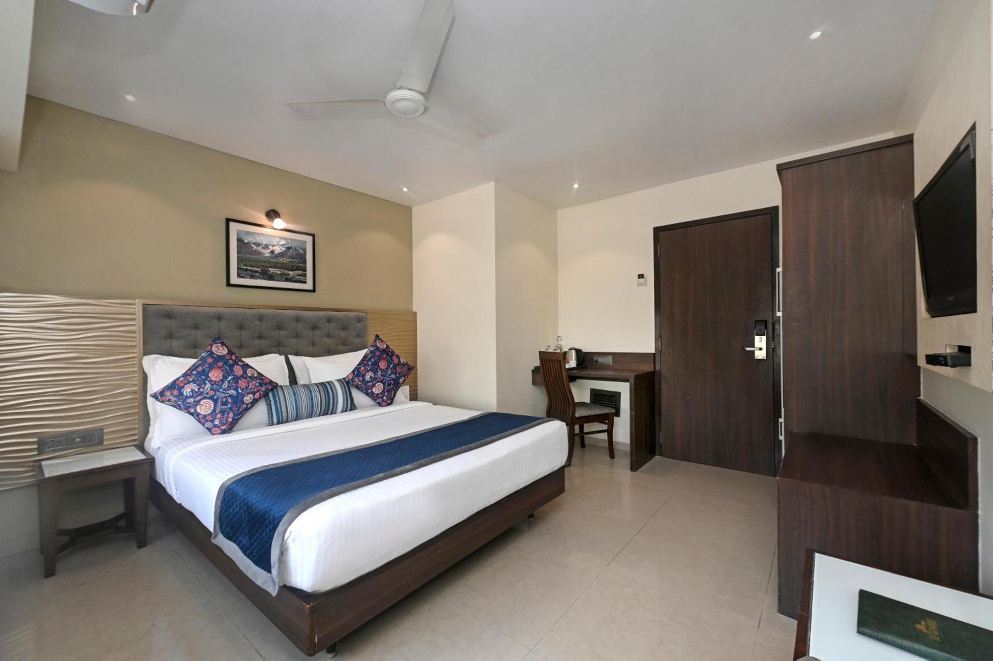 Hotel Le Grande - Mumbai International Airport Экстерьер фото