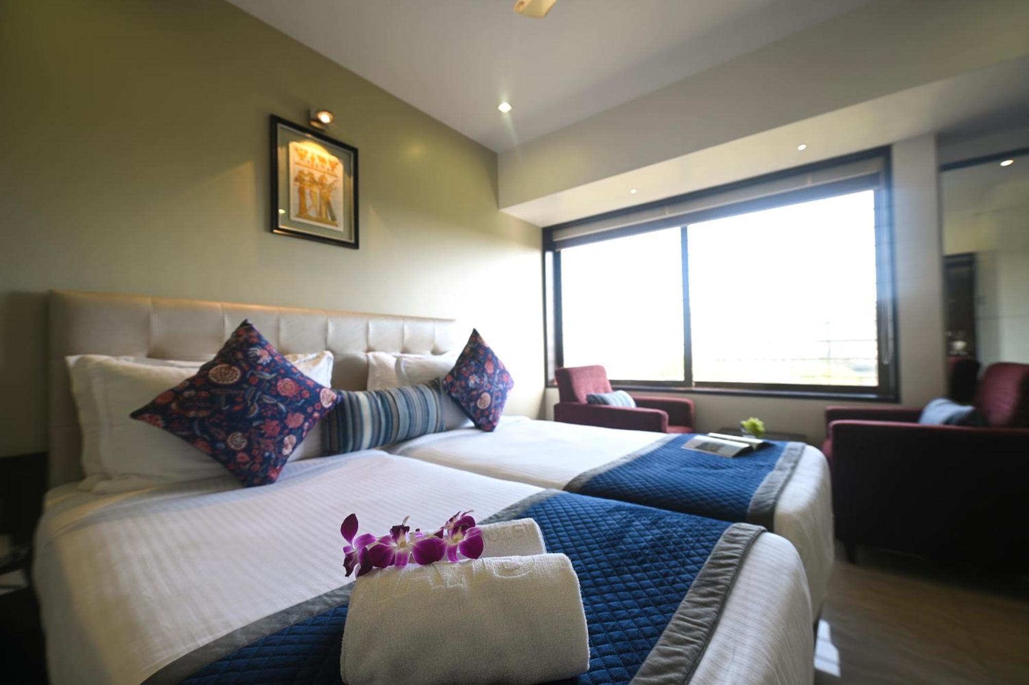 Hotel Le Grande - Mumbai International Airport Экстерьер фото