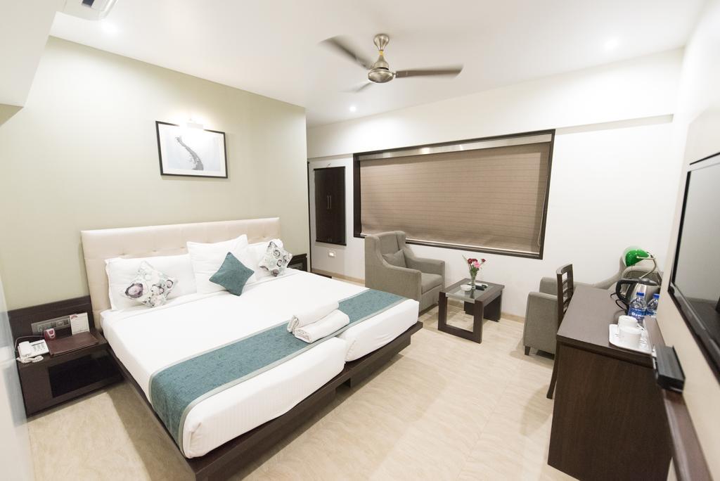 Hotel Le Grande - Mumbai International Airport Экстерьер фото
