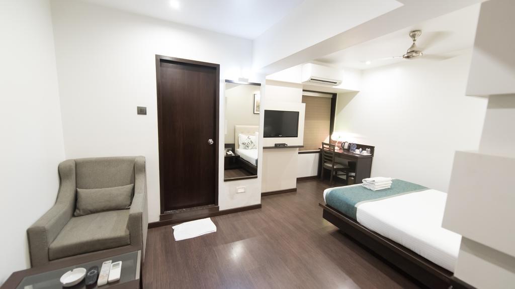 Hotel Le Grande - Mumbai International Airport Экстерьер фото