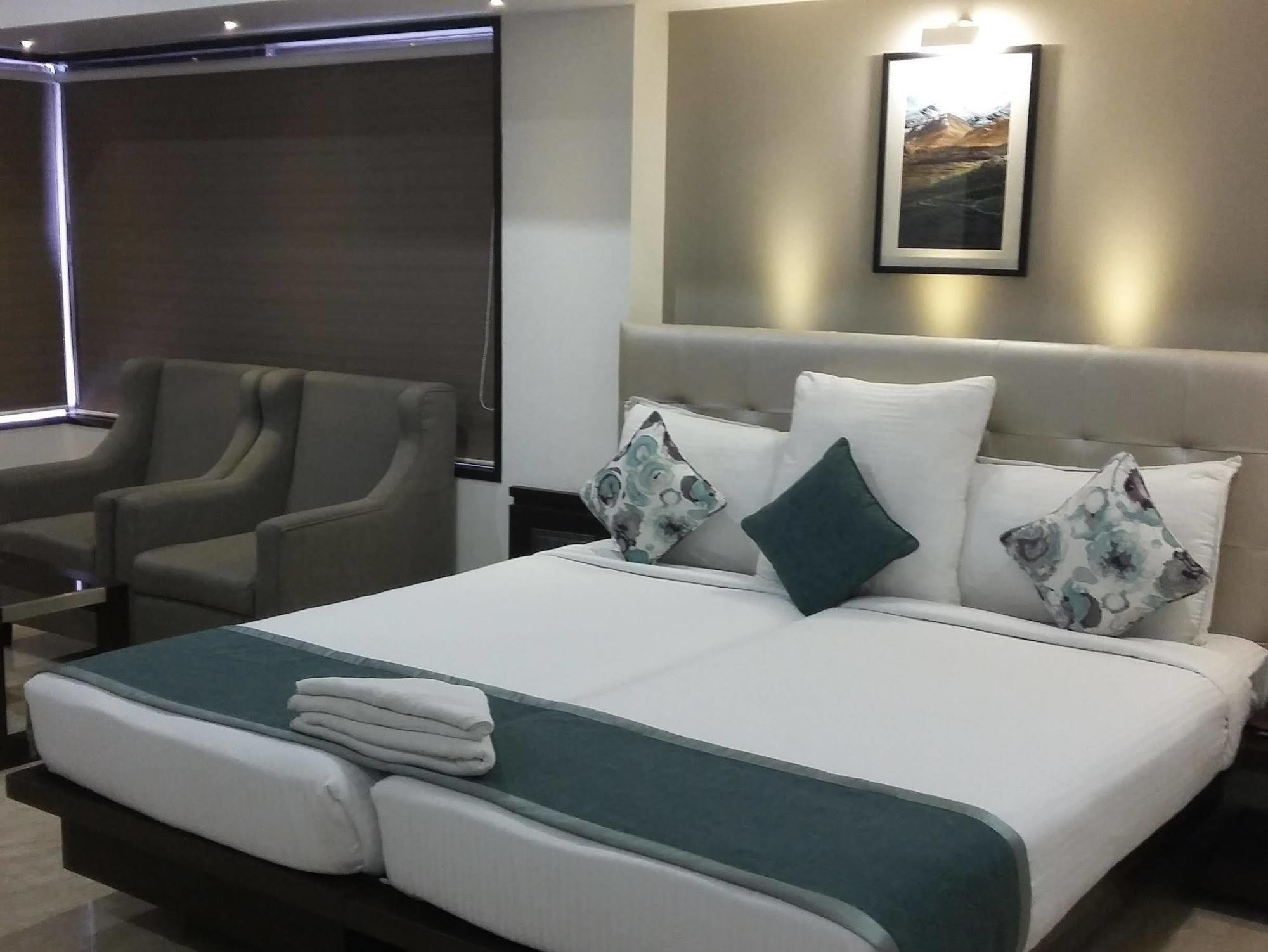 Hotel Le Grande - Mumbai International Airport Экстерьер фото